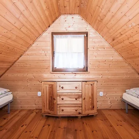 ホリデーパーク Osrodek Wczasowy Kala